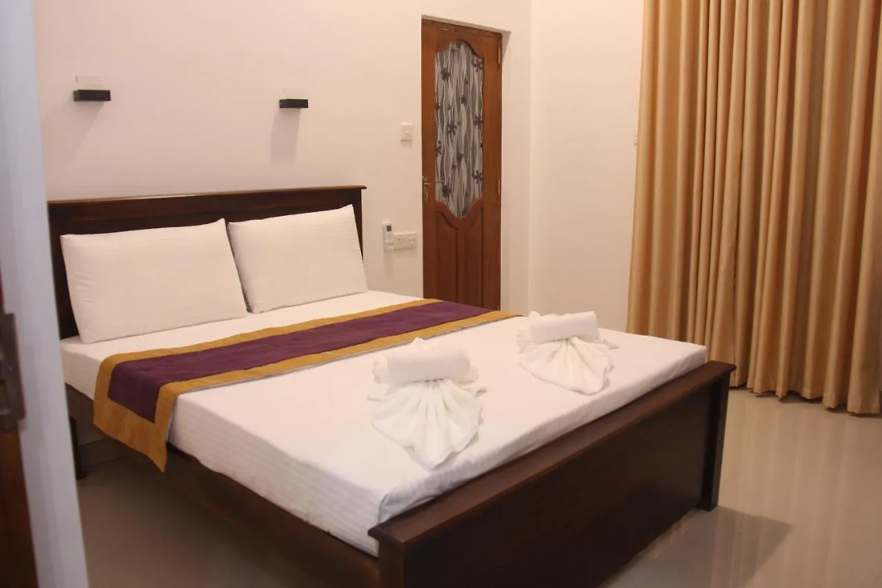 White Sands Hotel Negombo Estalagem