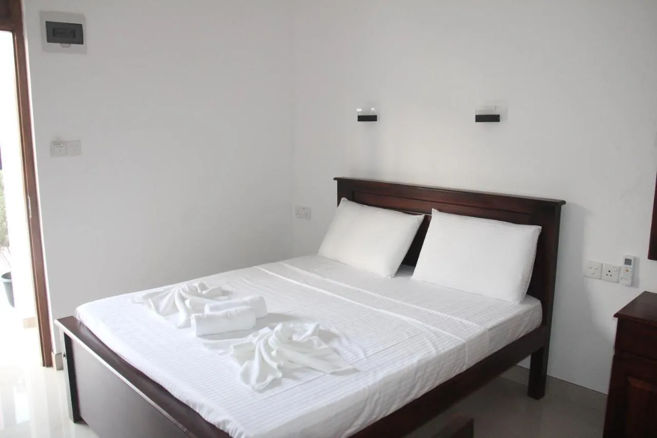 Estalagem White Sands Hotel Negombo